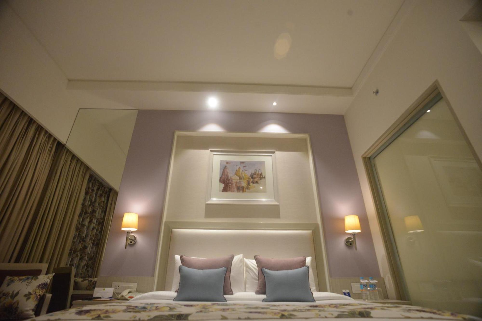 EFCEE Sarovar Portico Bhavnagar Esterno foto